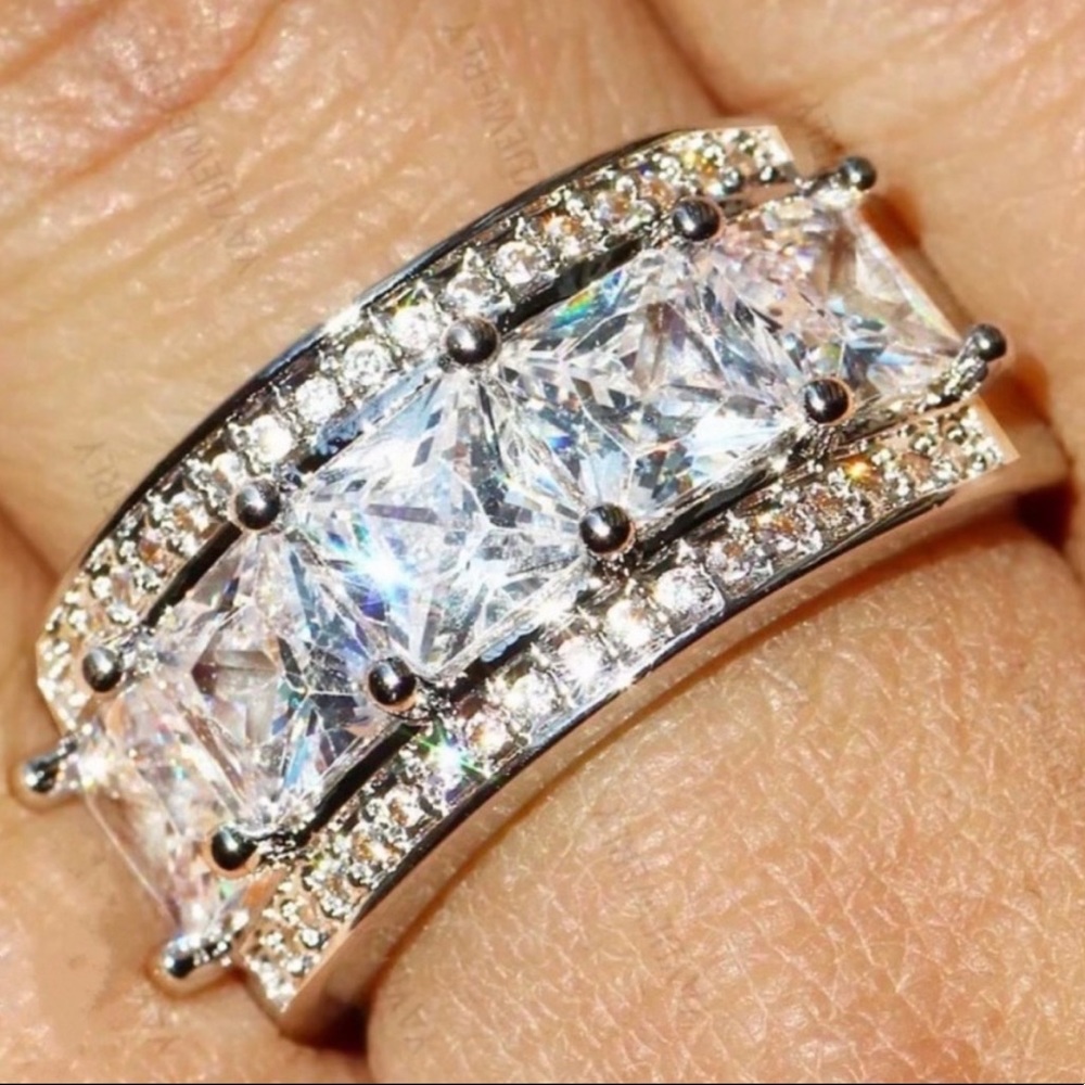 NEW💍8.7 CT 925 SILVER DIAMOND ENGAGEMENT RING, CUTE RING, SHINY RING.